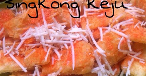 Kupas pisang, iris memanjang 1 pisang di bagi 3 celupkan pisang ke dalam adonan tepung. Resep Singkong keju oleh Ani ariyanti - Cookpad