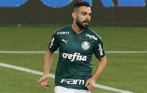 Desde o ano passado, o palmeiras tentava essa negociação. Bruno Henrique recebe proposta da Arábia Saudita e deve ...