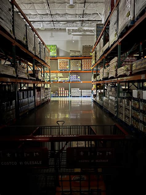 The power went out at a Costco Business Center : r/Costco