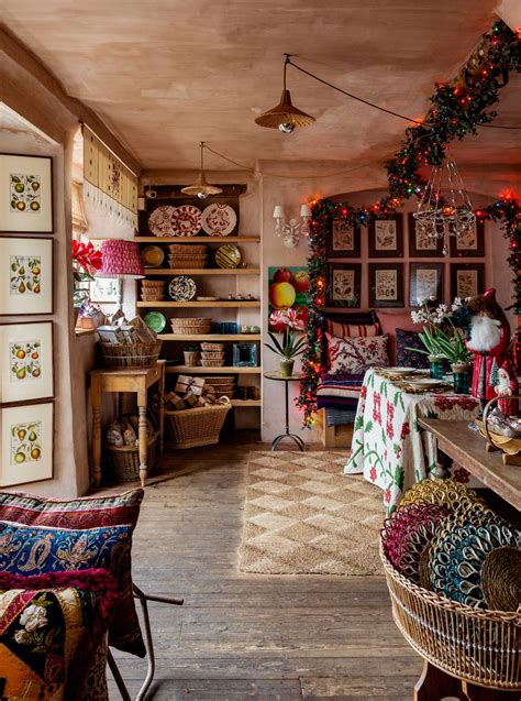 Amanda Brooks Home In The Cotswolds Decorated For Christmas House