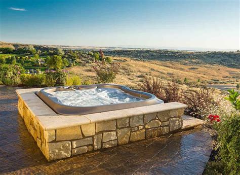 J 355 Spa 5 Personnes Avec Bain à Remous Jacuzzi®