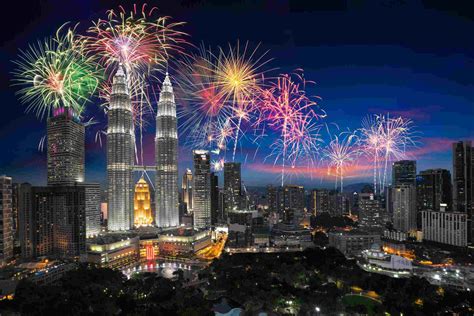 Logo & tema merdeka malaysia 2017. Celebrating Hari Merdeka: Independence Day in Malaysia