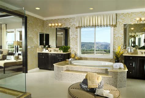 24 Luxury Master Bathroom Designs With Centered Soaking Tubs
