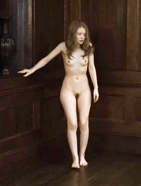 Emily Browning Sucker Punch Celebrity Nude Sex Porn
