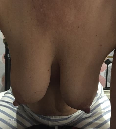 Medium Tits Of My Wife Joanna November 2019 Voyeur Web