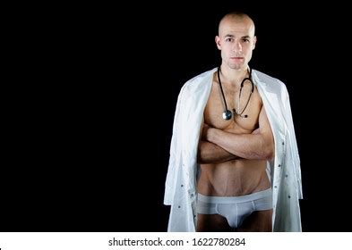 1 086 Shirtless Doctor Images Stock Photos Vectors Shutterstock
