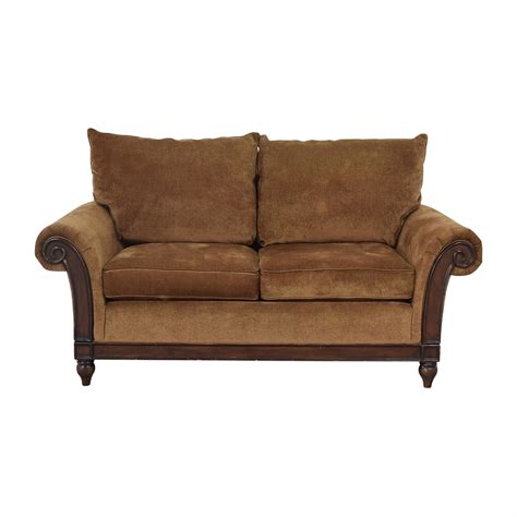 79 Off Thomasville Thomasville Roll Arm Loveseat Sofas