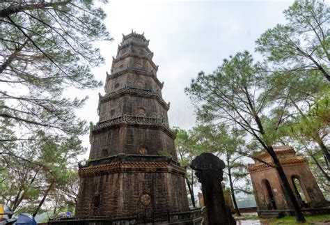 Thien Mu Pagoda In Hue Vietnam Stock Image Image Of Tall Landmark