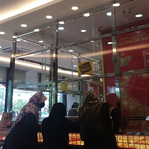 Kedai emas sri ayu is located at 22, jalan meru bestari b2, meru bestari, 30020 ipoh, negeri perak, malaysia, near this place are: Kedai Emas Sri Tanah Merah , Bandar Tasik Permaisuri bakal ...
