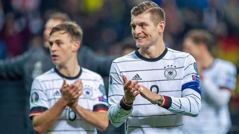 Bữa tiệc này suýt bị phá hỏng bởi chính sterling khi mất bóng. Đội tuyển Đức Euro 2021: Dự đoán đội hình xuất trận (Phần 2)