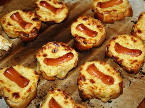 Toasts grillés moutarde et saucisses Recette