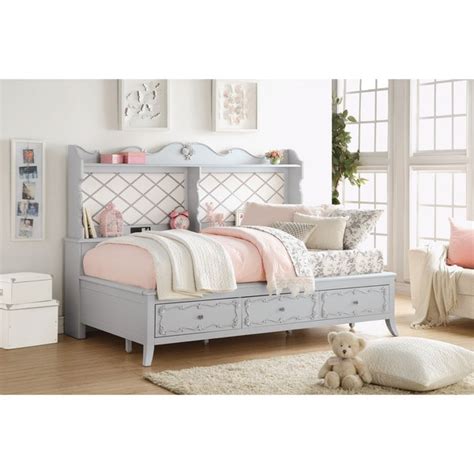 A twin bed with drawers in the footboard makes it easy for. Edalene Princess Storage Daybed, Gray - Overstock - 12636813