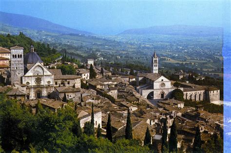 beautiful video of assisi italy