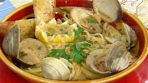 A simple, delicious seafood dinner after a clam dig or buy an assortment of herbs, including tarragon, parsley, and chives, gives these simple baked clams from. What Salads To Include In A Clam Bake / Tomato Salad with ...