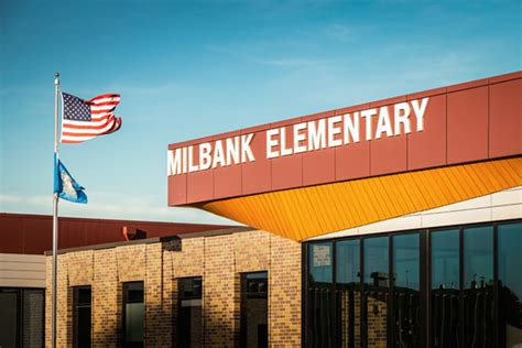 Milbank Elementary School Co Op Architecture