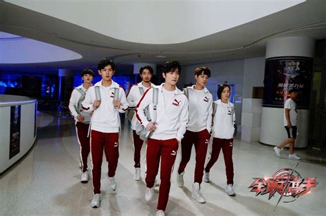 Spotted kiss scene of yang yang and zheng shuang. Pin by ˗ˏˋ𝙆𝙖𝙧𝙞𝙨𝙝 𝘿𝙄𝙔ˎˊ˗ on Love020- Yang Yang & Zheng ...