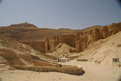 Divine Tour Egypt Travelogue Valley Of The Kings Hatshepsuts Temple