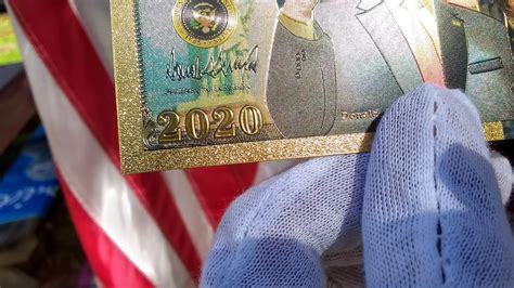 Authentic 24k Gold Trump 2020 Fists Up Bank Note W Certificate Of Authenticity Stamp On Rear