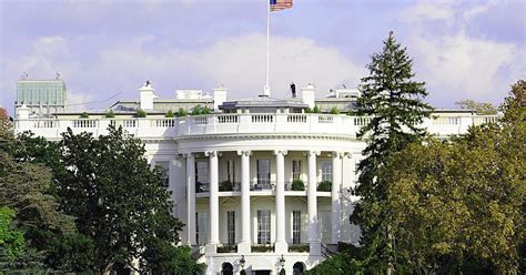 Applications Open For White House Social Aide Duty