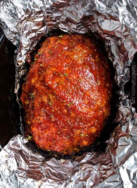 If i was cooking at 400 i would make it about 1 to 1/2 inches thick and check it in about 30 minutes. How Long Do You Cook Meatloaf At 400 Degrees
