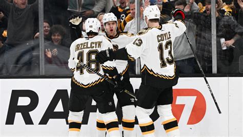 The Boston Bruins Are The Favorites To Win The Stanley Cup Clns Media