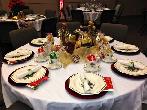 The Nativity  Xmas table decorations, Christmas table settings