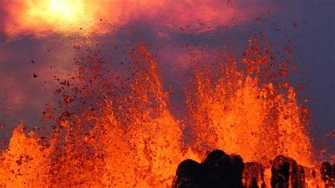 Icelandic Volcano Still Spouting Lava But No Ash