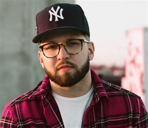 Andy Mineo Profile Contact Details Phone Number Instagram Youtube