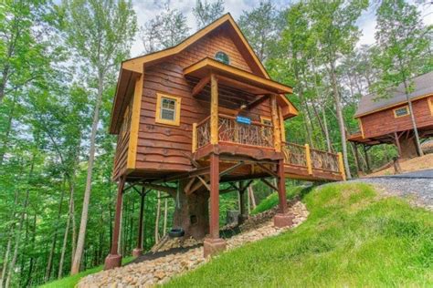 Pigeon Forge Treehouse In Sevierville W 1 Br Sleeps6