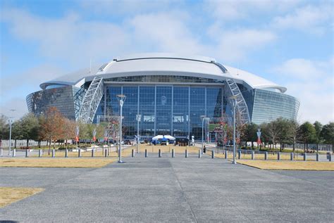 The Dallas Cowboys Stadium Video Board Gimme Some High Def Geardiary