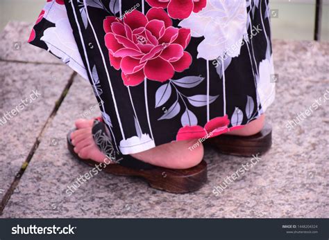 Feet Yukata Woman Wearing Geta Tokyo Stock Photo 1448204324 Shutterstock