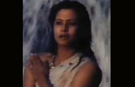 10 Bollywood Divas Under The Waterfall Bollywoods Hottest Women