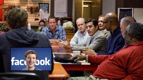 Mark Zuckerberg Creador De Facebook Se Acerca A Cristo Y Escucha A