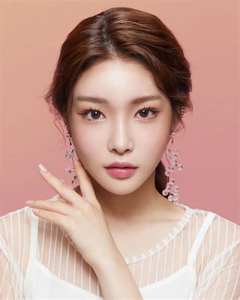 Pin By Lulamulala On Chungha Korean Makeup Asian Beauty