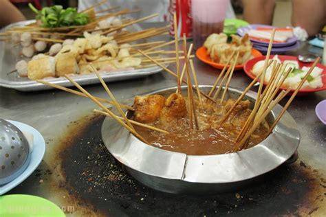 Satay celup, the next level of eating stay, malacca food tour malaysia. Where can enjoy satay celup in KL?