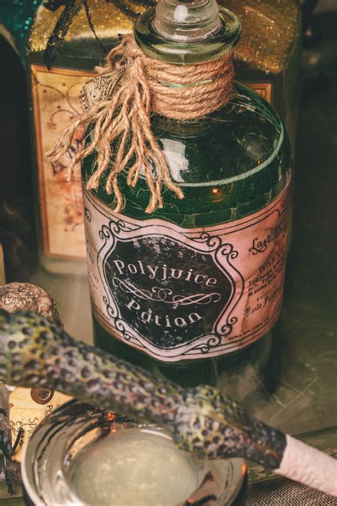 Doesn't matter which house you represent, these crafts are a guaranteed house. DIY Harry Potter Potions for Halloween: Polyjuice
