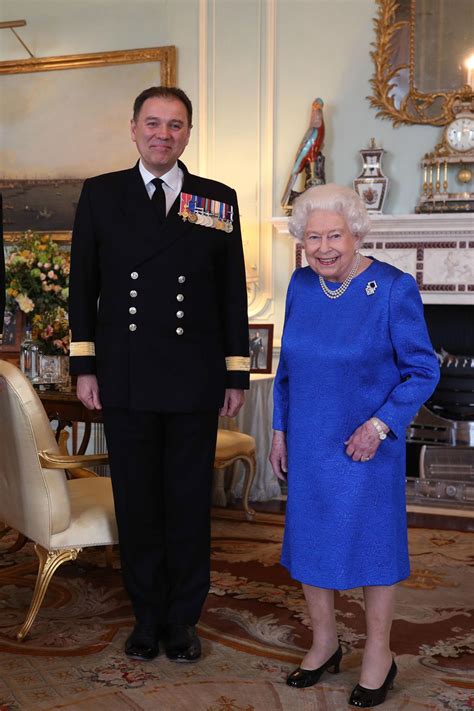 123,184 likes · 206 talking about this. Fashion-Looks: Der Style von Queen Elizabeth | GALA.de