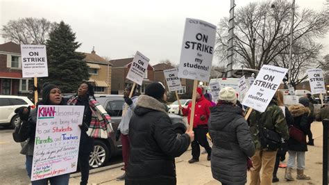 3 Chicago Public Schools Expected To Strike Wednesday Evening Wbez