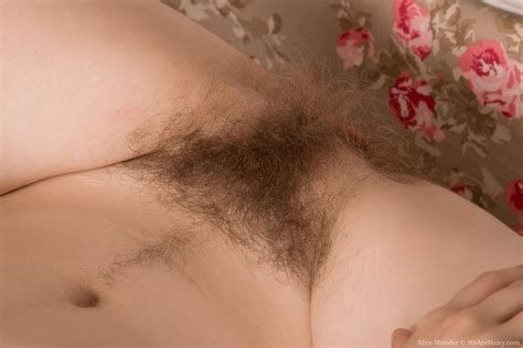 Alice Wonder Strips And Shows Off Her Hairy Body