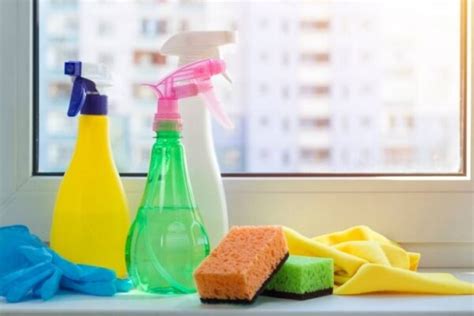 This vinegar free all purpose cleaner works magic on your family's muck and mayhem. Vinegar Free All Purpose Cleaner That Works Like Magic with 3-Ingredients