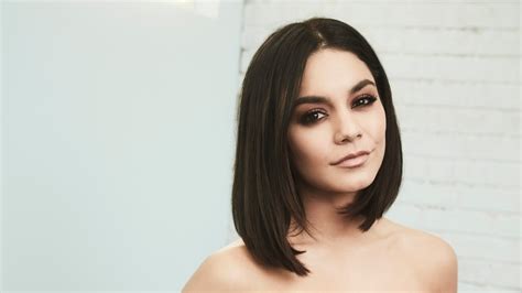 Vanessa Hudgenss New Mermaid Length Hair Will Make You Rethink Getting A Lob Allure