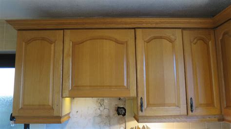 Country Cottage Style Kitchen Cabinets With Solid Oak Doors Plus Brand
