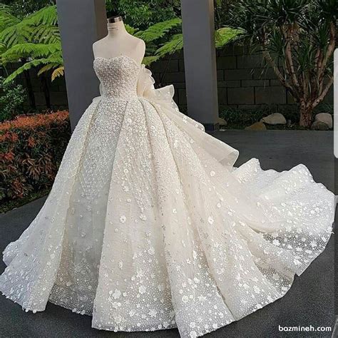 لباس عروس دکلته با دامن دنباله دار Wedding Dresses Ballroom Wedding Dresses Beautiful Gowns