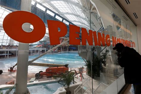 Mall of America developer opens nation's second-biggest mall in New ...