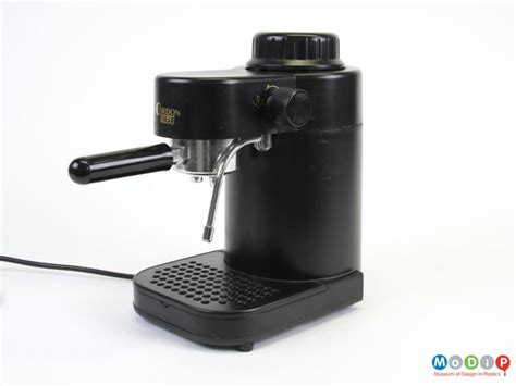 In this webinar we will discuss how a fully compostable pod provides a simple system for diverting used coffee grounds to industrial compost, highlight compostable material trends and pod designs, and. Cordon Bleu electric coffeemaker | Museum of Design in ...