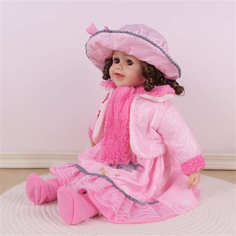 25 Vinyl Girl Penelope Kk25600 Kinnex Dolls