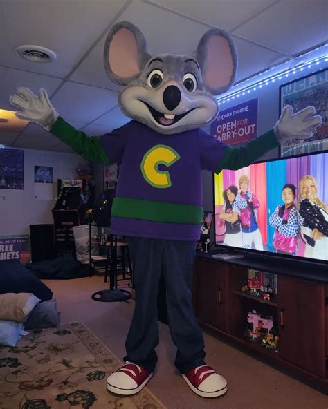 Chuck E Cheeses On Instagram “i Present Completely Refurbished