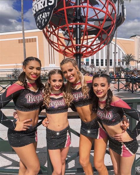 𝐢𝐧𝐟𝐢𝐧𝐢𝐭𝐲 𝐫𝐨𝐲𝐚𝐥𝐬 cheer picture poses cheer stunts cheer pictures