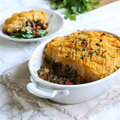 This recipe will definitely show you why! Beef Hand Pies with Middle Eastern Spices | Recipe | Recipes, Shepherds pie, Cooking recipes
