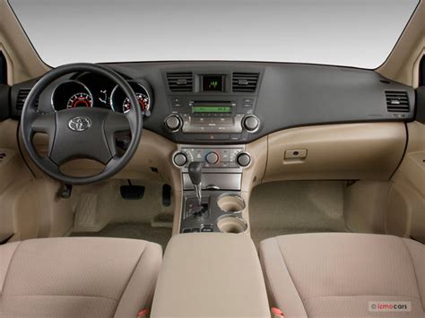 Iseecars.com analyzes prices of 10 million used cars daily. 2009 Toyota Highlander Prices, Reviews and Pictures | U.S ...